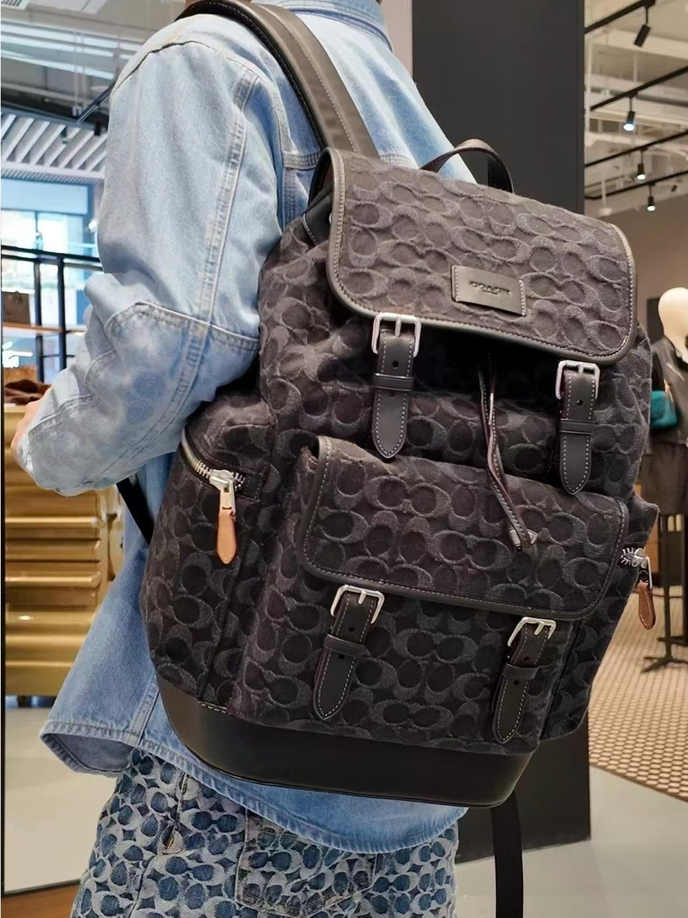 Coach SPRINT BACKPACK IN SIGNATURE DENIM
SILVER/BLACK caj57 - Picture 9 of 9